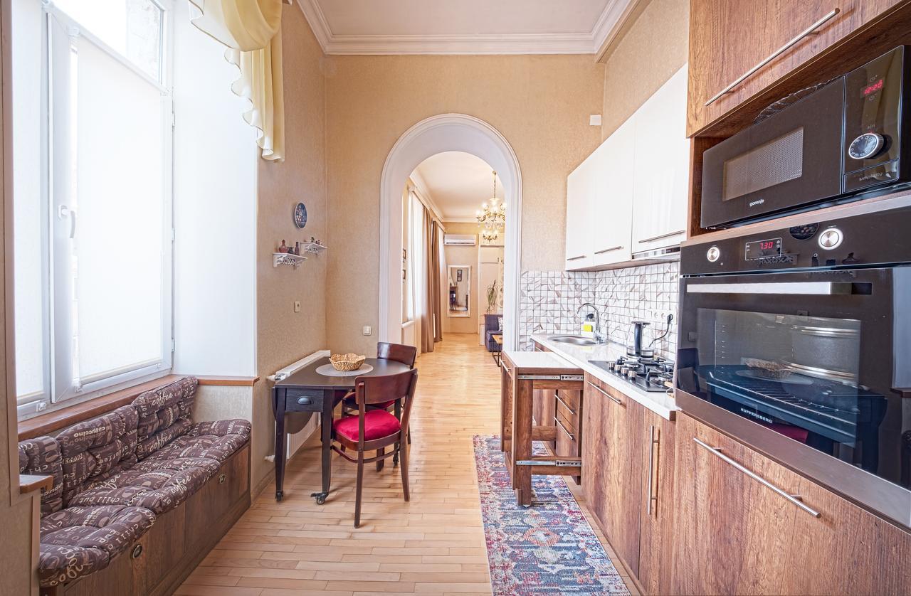 Royal District Apt ♛ Tbilisi Center Apartment Exterior photo